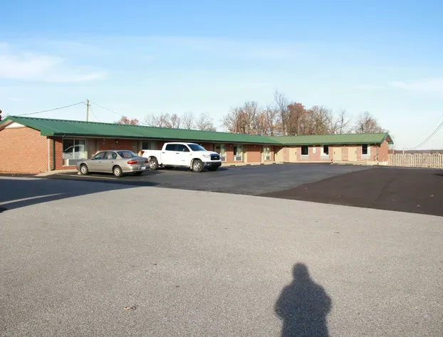 Relax Inn & Suites hotel detail image 2