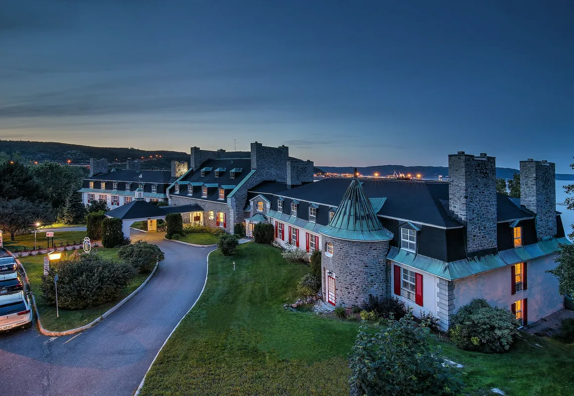 Hôtel Le Manoir hotel hero