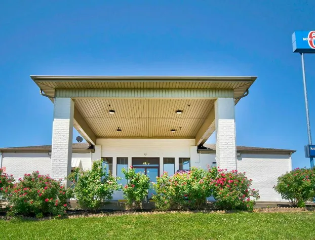 Motel 6 Grand Rivers, KY hotel detail image 4