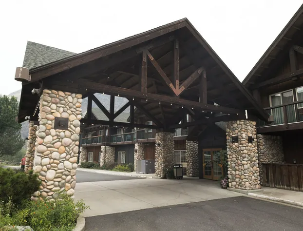 Salmon Rapids Lodge hotel detail image 4