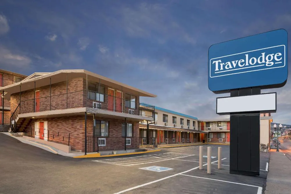 Travelodge by Wyndham Klamath Falls hotel hero