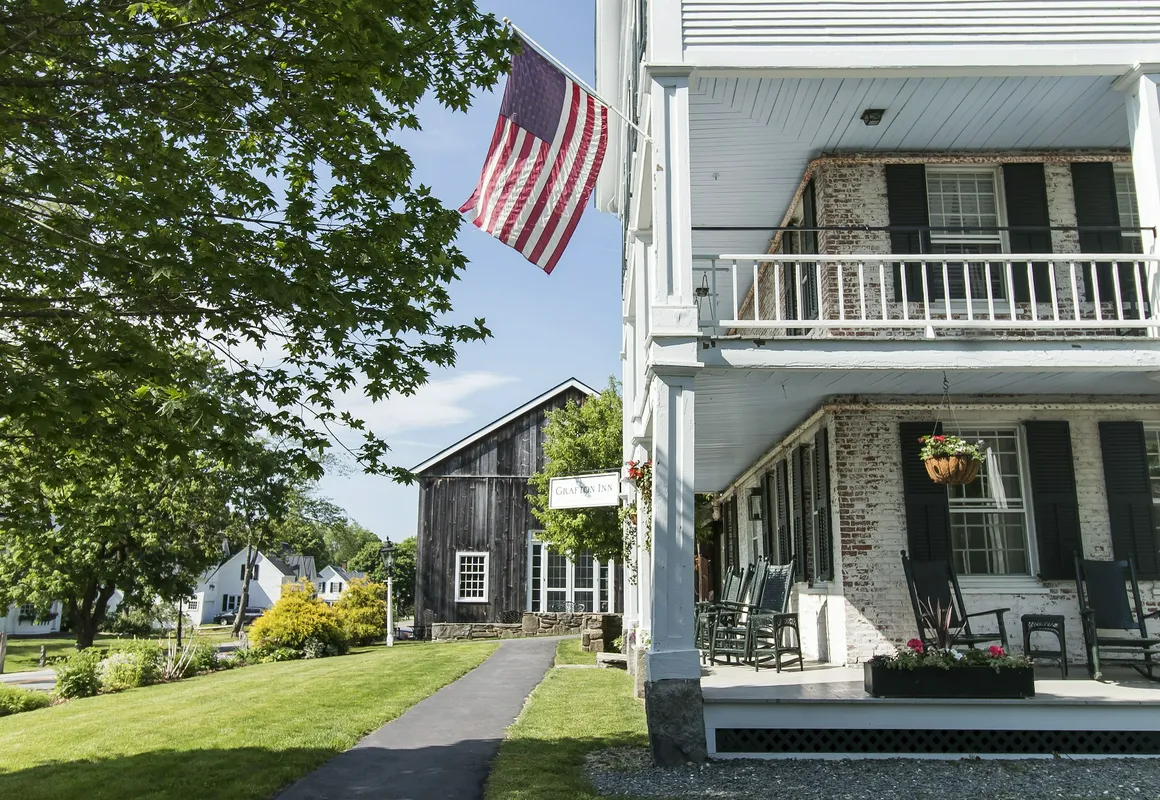Grafton Inn hotel hero