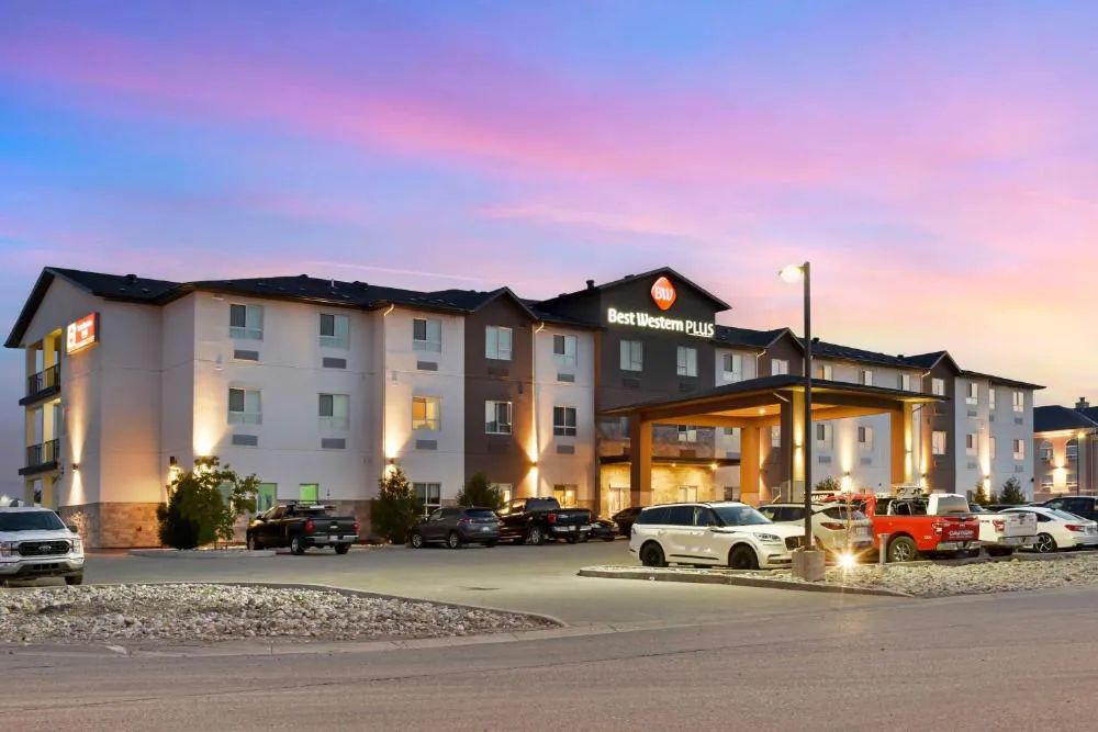 Best Western Plus Moosomin Hotel hotel hero