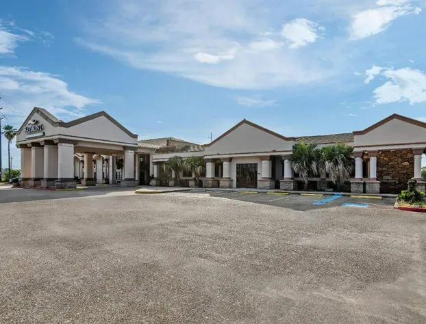 Baymont by Wyndham Port Arthur/Groves Area hotel detail image 2