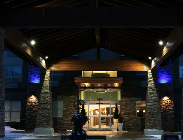 Holiday Inn Express Golden-Kicking Horse by IHG hotel detail image 3