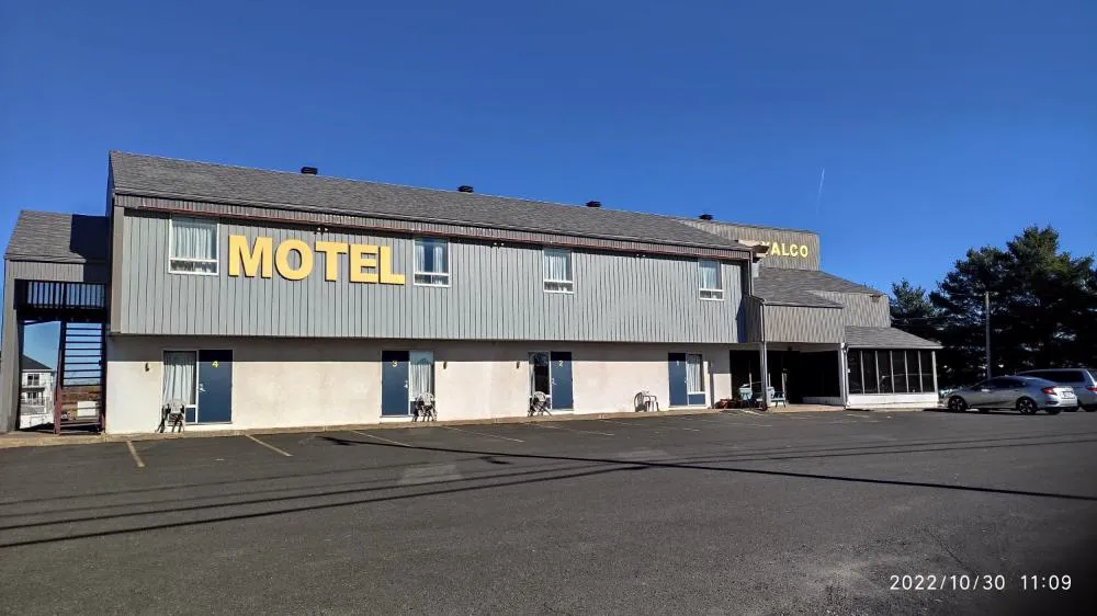 Hôtel Rayalco hotel hero