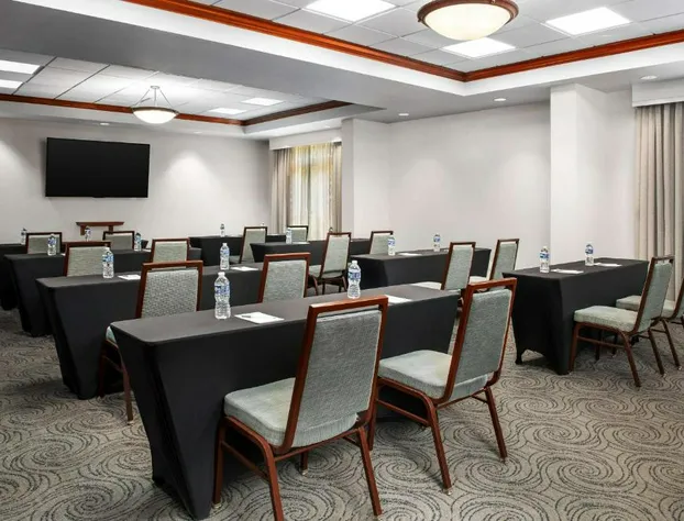 Hampton Inn & Suites Lake Mary At Colonial Townpark hotel detail image 4