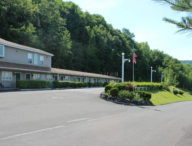 Berkshire Travel Lodge hotel detail image 1