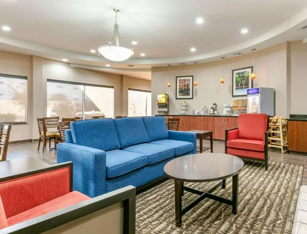 Comfort Inn & Suites Van Buren - Fort Smith hotel detail image 4