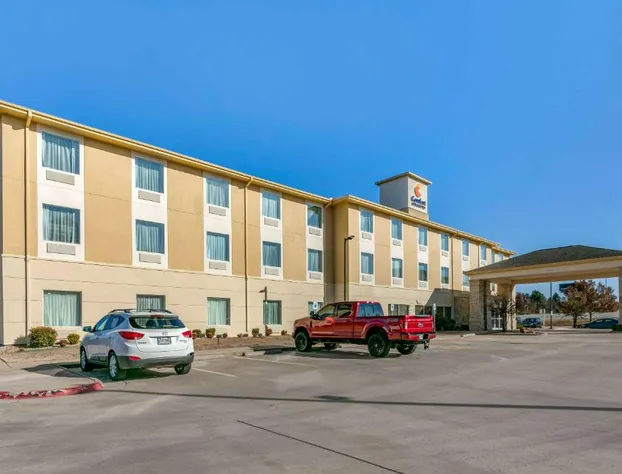 Comfort Inn & Suites Van Buren - Fort Smith hotel detail image 1