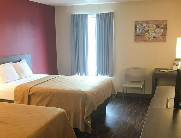 Econo Lodge Mifflintown hotel detail image 4