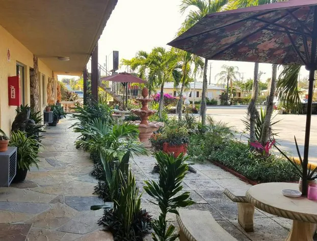 Lago Motor Inn hotel detail image 1