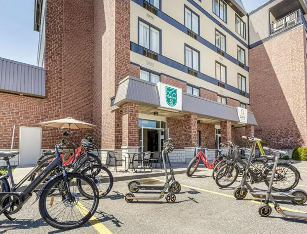 Quality Inn & Suites Victoriaville hotel detail image 2