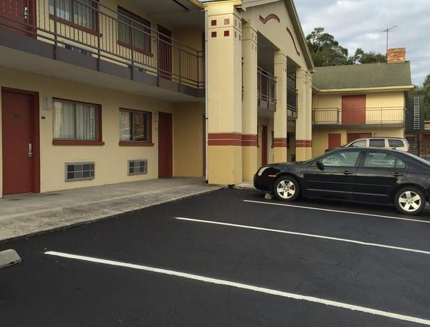 Best Motel Lakeland hotel detail image 1