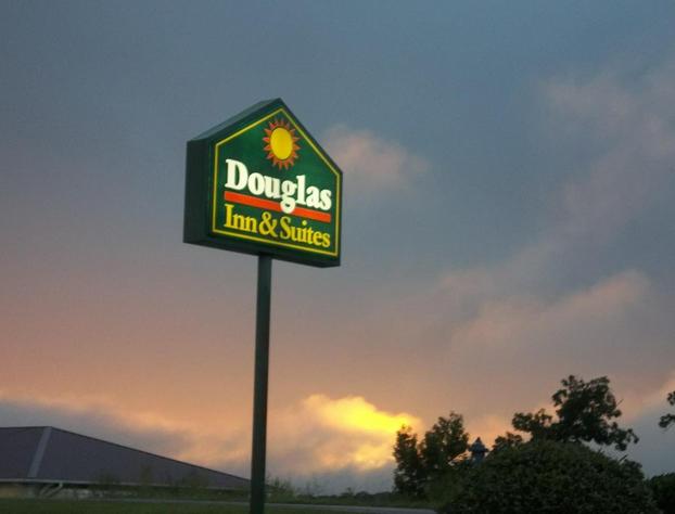 Douglas Inn & Suites hotel detail image 1