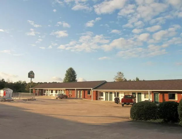 Douglas Inn & Suites hotel detail image 1