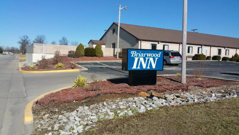 Briarwood Inn hotel hero
