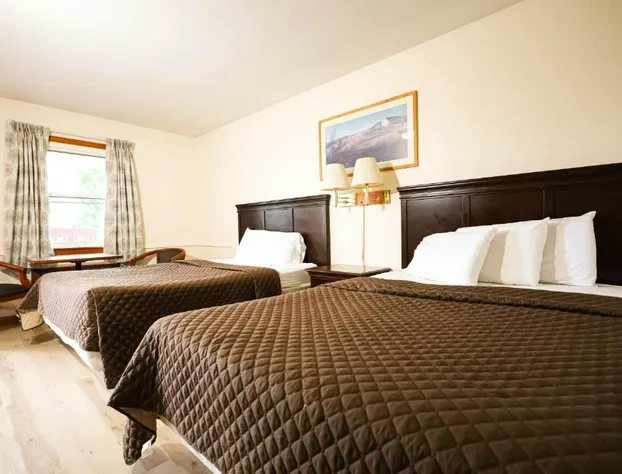 Chatham Travel Lodge hotel detail image 4