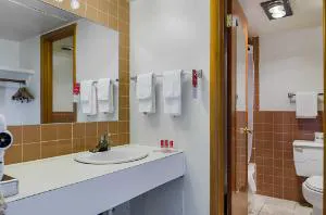 Wakeeney Motor Lodge hotel detail image 2