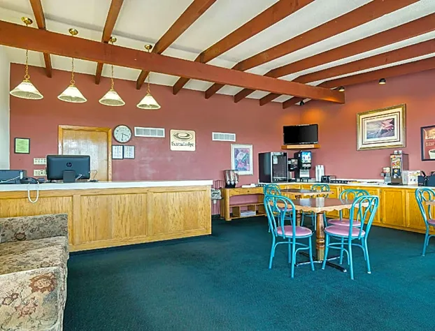 Econo Lodge Wakeeney hotel detail image 3