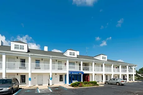 Baymont by Wyndham Greenville hotel detail image 1