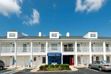 Baymont by Wyndham Greenville hotel detail image 2