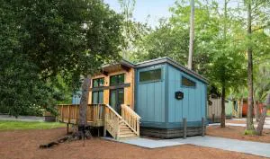 The Cabins at Disney's Fort Wilderness Resort hotel hero