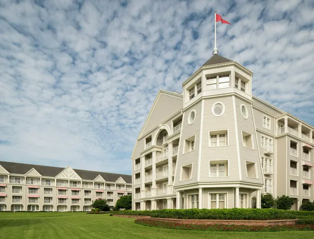 Disney's Yacht Club Resort hotel detail image 4