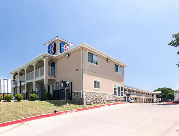 Motel 6 Azle, TX hotel detail image 2