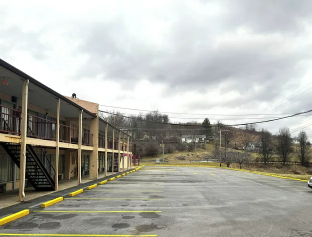 Capital O Fincastle Motor Inn Tazewell hotel detail image 2