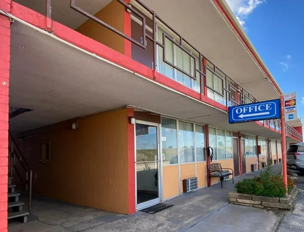 Innkeeper Motel hotel detail image 2