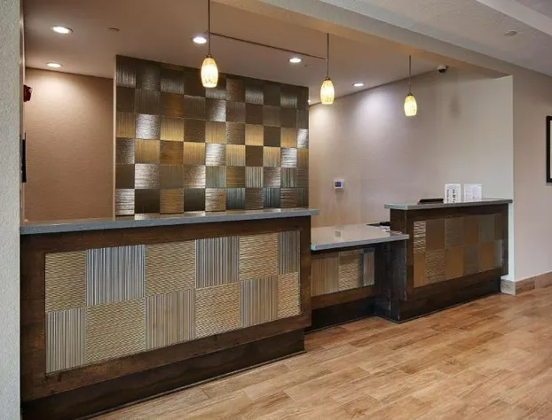 Best Western Plus College Station Inn & Suites hotel detail image 2