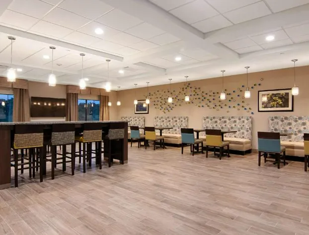 Best Western Plus College Station Inn & Suites hotel detail image 3