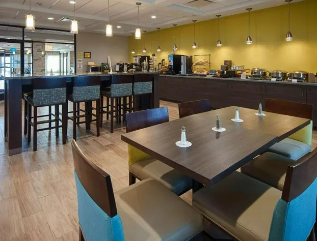 Best Western Plus College Station Inn & Suites hotel detail image 2