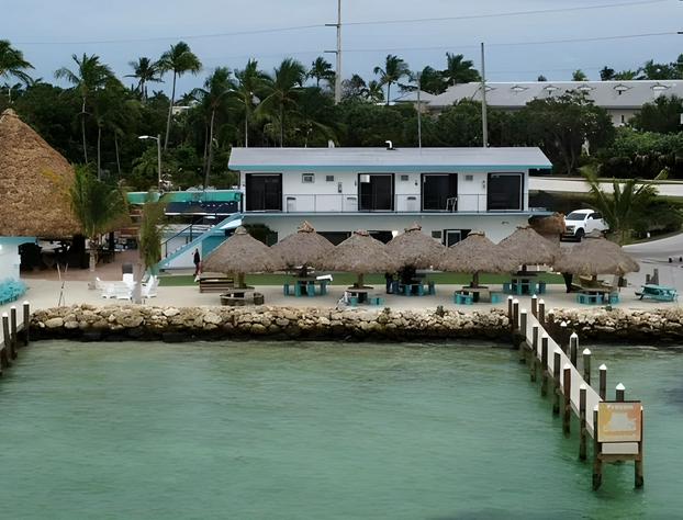 Edgewater Lodge hotel detail image 3