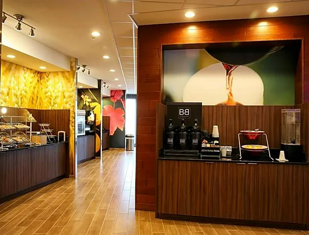 Fairfield Inn & Suites by Marriott Madison Verona hotel detail image 4