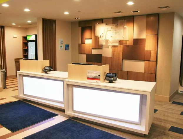 Holiday Inn Express & Suites Clarion by IHG hotel detail image 4