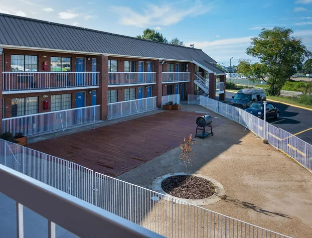 Motel 6 Montgomery, AL - Coliseum hotel detail image 3