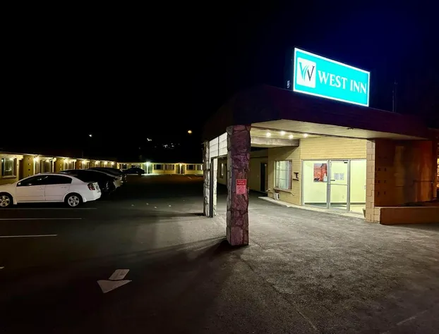 West Inn NAU - Downtown Flagstaff hotel detail image 1