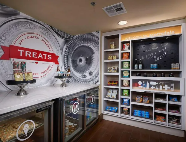 Hampton Inn & Suites Phoenix/Scottsdale hotel detail image 2