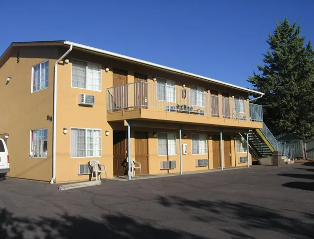 Heritage House Motel hotel detail image 3