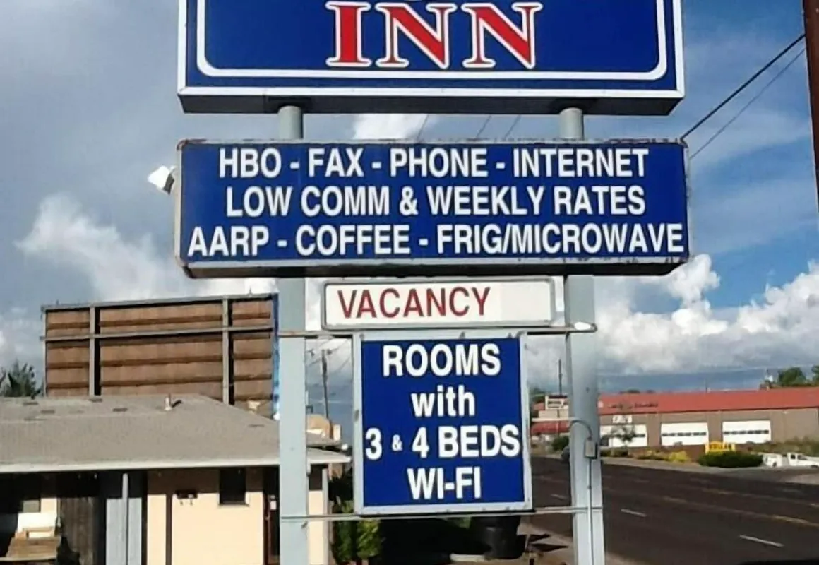 Snowy River Inn hotel hero