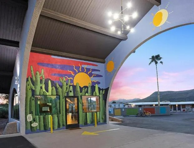 Hotel McCoy - Art, Coffee, Beer, Wine hotel detail image 1