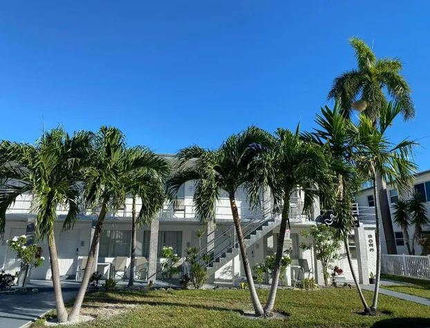Pelican By The Sea hotel detail image 3