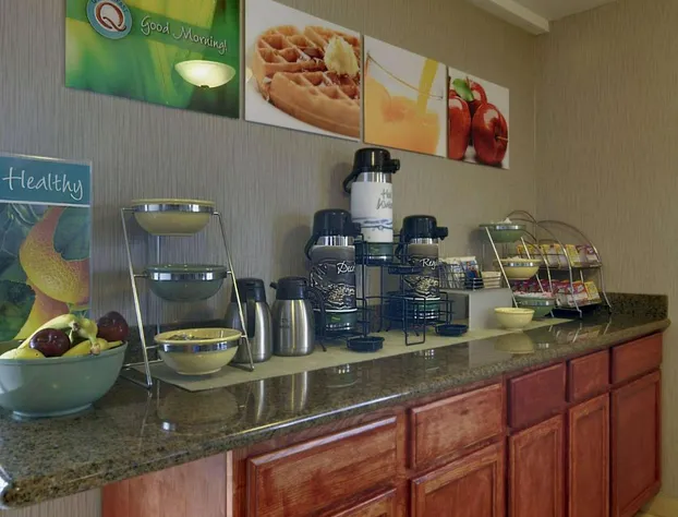 Quality Inn & Suites Clarksville hotel detail image 2