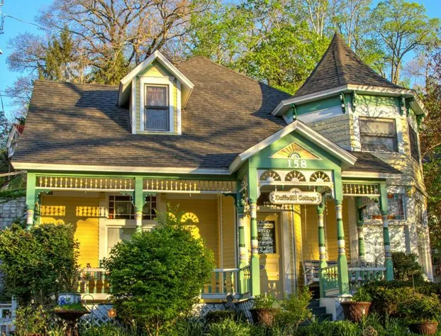 All Seasons Inn hotel detail image 2