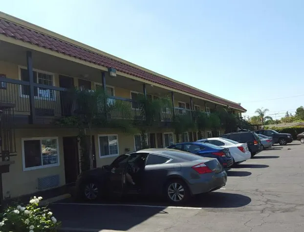 Anaheim Astoria Inn And Suites hotel detail image 1