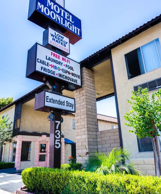 Motel Moonlight hotel hero