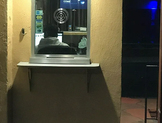 Economy Inn Antioch hotel detail image 3