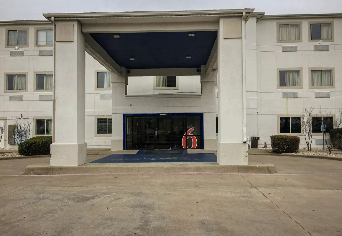 Motel 6 Woodway, TX hotel hero